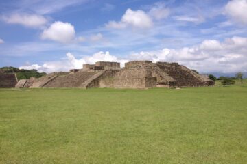 Zapotec Communtiy ruins in Monte Ablan